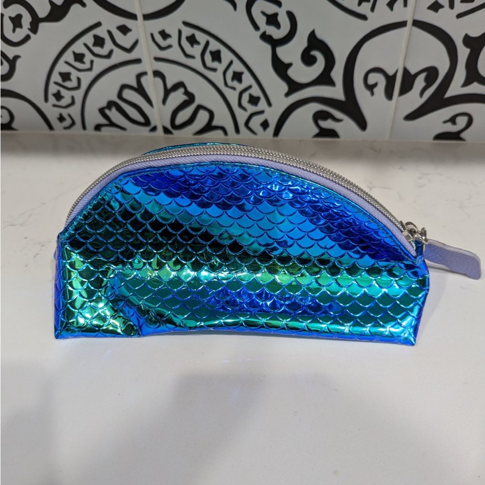 Bath & Body Works Metallic Blue Cosmetic Bag Mermaid Purple Tail Zipper Pull